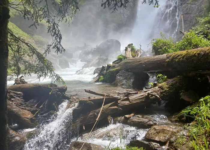 Les Pics D'aran Апартаменты